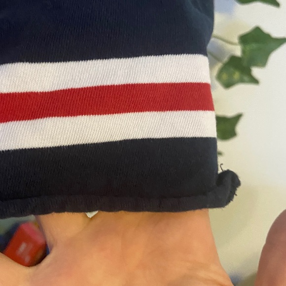 BRANDY MELVILLE tee - Picture 3 of 4